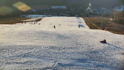 Horní část sjezdovky skiareálu Hlubočky