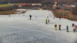 Horní část sjezdovky skiareálu Hlubočky