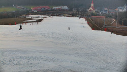 Horní část sjezdovky skiareálu Hlubočky