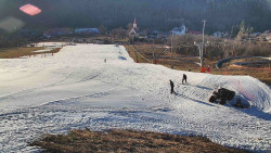 Horní část sjezdovky skiareálu Hlubočky