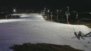 Skiareál Hlubočky - Horní část sjezdovky skiareálu Hlubočky - 2.3.2026 v 18:15 Skiareál Hlubočky - Horní část sjezdovky skiareálu Hlubočky - 2.3.2026 v 18:15