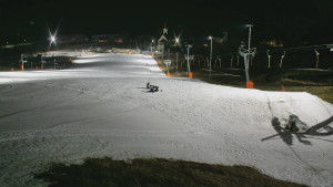 Skiareál Hlubočky - Horní část sjezdovky skiareálu Hlubočky - 2.3.2026 v 18:40 Skiareál Hlubočky - Horní část sjezdovky skiareálu Hlubočky - 2.3.2026 v 18:40