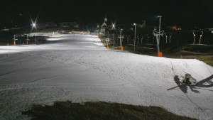 Skiareál Hlubočky - Horní část sjezdovky skiareálu Hlubočky - 2.3.2026 v 18:45 Skiareál Hlubočky - Horní část sjezdovky skiareálu Hlubočky - 2.3.2026 v 18:45