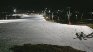 Skiareál Hlubočky - Horní část sjezdovky skiareálu Hlubočky - 2.3.2026 v 19:05 Skiareál Hlubočky - Horní část sjezdovky skiareálu Hlubočky - 2.3.2026 v 19:05