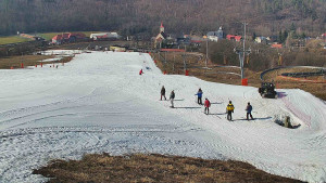 Skiareál Hlubočky - Horní část sjezdovky skiareálu Hlubočky - 3.3.2026 v 12:30 Skiareál Hlubočky - Horní část sjezdovky skiareálu Hlubočky - 3.3.2026 v 12:30