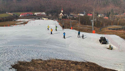 Horní část sjezdovky skiareálu Hlubočky