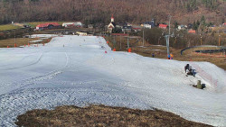 Horní část sjezdovky skiareálu Hlubočky