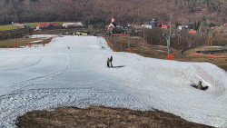 Horní část sjezdovky skiareálu Hlubočky