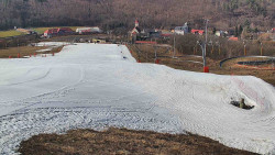 Horní část sjezdovky skiareálu Hlubočky