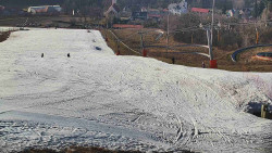 Horní část sjezdovky skiareálu Hlubočky