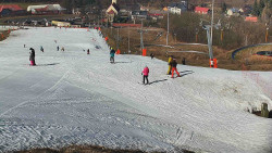 Horní část sjezdovky skiareálu Hlubočky