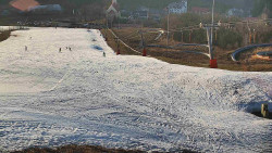 Horní část sjezdovky skiareálu Hlubočky