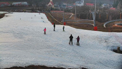 Horní část sjezdovky skiareálu Hlubočky