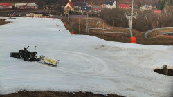 Horní část sjezdovky skiareálu Hlubočky