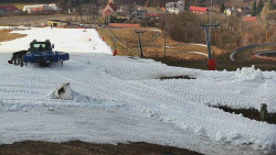 Horní část sjezdovky skiareálu Hlubočky