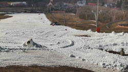 Horní část sjezdovky skiareálu Hlubočky