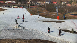 Horní část sjezdovky skiareálu Hlubočky