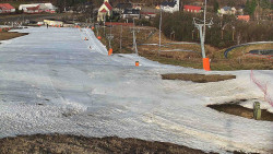 Horní část sjezdovky skiareálu Hlubočky