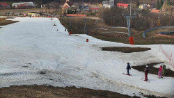 Horní část sjezdovky skiareálu Hlubočky