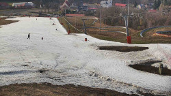 Horní část sjezdovky skiareálu Hlubočky