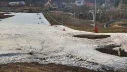 Horní část sjezdovky skiareálu Hlubočky