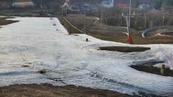 Horní část sjezdovky skiareálu Hlubočky