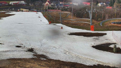 Horní část sjezdovky skiareálu Hlubočky