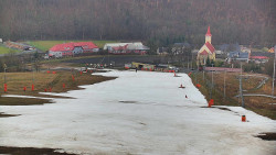 Horní část sjezdovky skiareálu Hlubočky