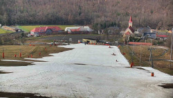 Horní část sjezdovky skiareálu Hlubočky