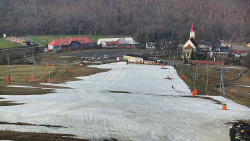 Horní část sjezdovky skiareálu Hlubočky