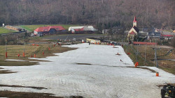 Horní část sjezdovky skiareálu Hlubočky