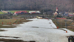 Horní část sjezdovky skiareálu Hlubočky