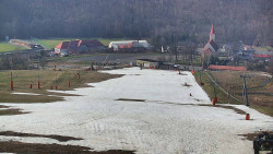 Horní část sjezdovky skiareálu Hlubočky