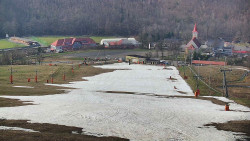 Horní část sjezdovky skiareálu Hlubočky