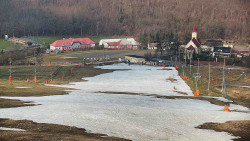 Horní část sjezdovky skiareálu Hlubočky