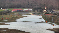 Horní část sjezdovky skiareálu Hlubočky