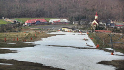 Horní část sjezdovky skiareálu Hlubočky