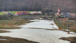 Horní část sjezdovky skiareálu Hlubočky