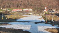 Horní část sjezdovky skiareálu Hlubočky