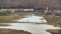 Horní část sjezdovky skiareálu Hlubočky