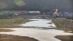 Horní část sjezdovky skiareálu Hlubočky