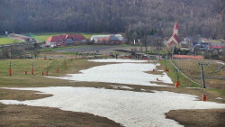 Horní část sjezdovky skiareálu Hlubočky