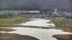 Horní část sjezdovky skiareálu Hlubočky