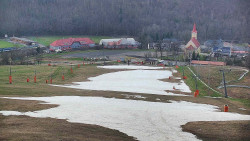 Horní část sjezdovky skiareálu Hlubočky