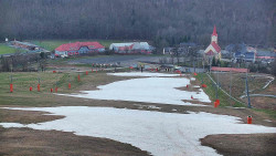 Horní část sjezdovky skiareálu Hlubočky