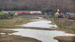 Horní část sjezdovky skiareálu Hlubočky