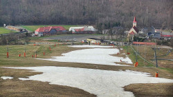 Horní část sjezdovky skiareálu Hlubočky