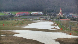 Horní část sjezdovky skiareálu Hlubočky