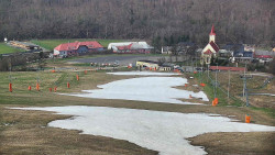 Horní část sjezdovky skiareálu Hlubočky