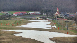 Horní část sjezdovky skiareálu Hlubočky